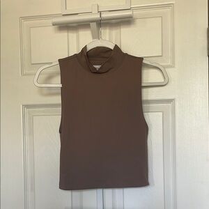 Babaton Contour Sleeveless Mockneck